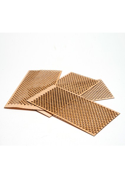 Delikli model ( baklava ) ahşap mum fitili ve yapışkanlı fitil sehpası 40 adet ( 75mm x 100mm x 0,5mm )