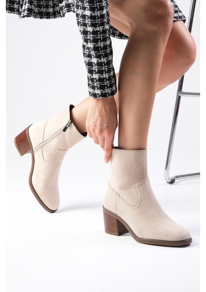 Amory Bej Renk Fermuarlı, Ince Suni Kürk Astarlı Kalın Topuklu Kadın Bot