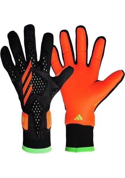 Kaleci Elni Futbol Elnleri Antrenman (Yurt Dışından)