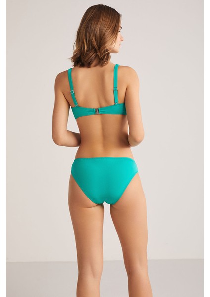 Verde Bikini