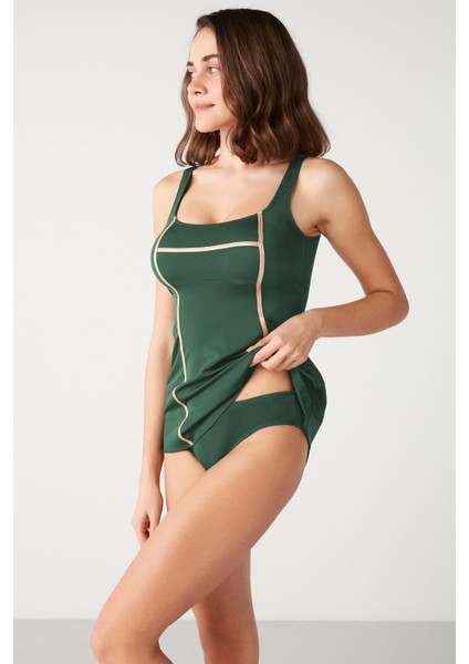 Pleu Tankini