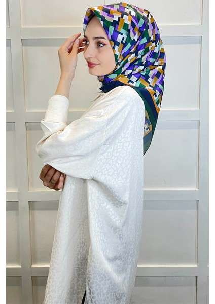 Shecarf Quare Rayon Eşarp - Desenli Avangard Eşarp - Dijital Baskı - Kadın Tesettür 01102
