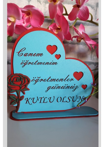 Öğretmen Gününe Hediye "Canım Öğretmenim" Kalp ve Gül Detaylı Ahşap Masaüstü Tablo