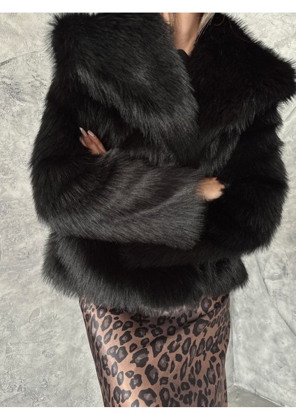 Geniş Yaka Premium Kürk Kaban Siyah fırsatları