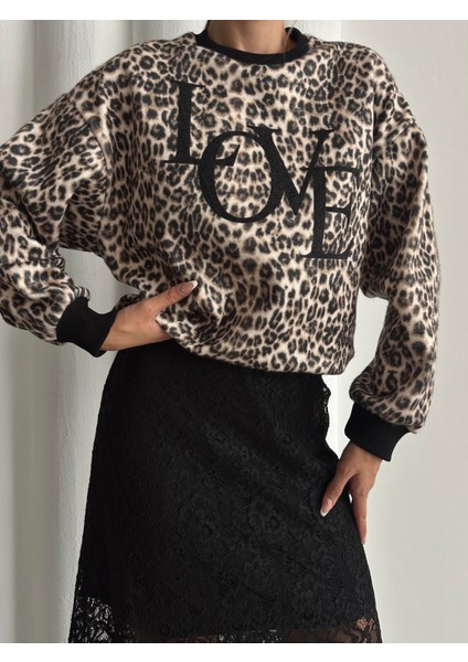 Love Yazılı Yumoş Leopar Sweat Bej