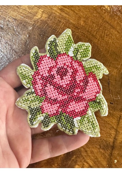 Ütü Ile Yapışan Kaneviçe Çiçek Arma Dikiş Aplike 10X9 cm