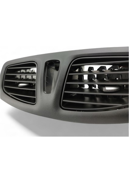 Orta Havalandırma Izgarası - Renault Fluence Megane 3 682606038R