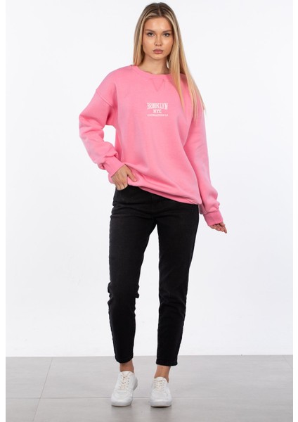 Bisiklet Yaka Yazı Nakışlı Sweatshirt - Pembe