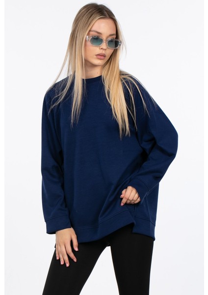 Reglan Kol Yırtmaçlı Sweatshirt - Lacivert