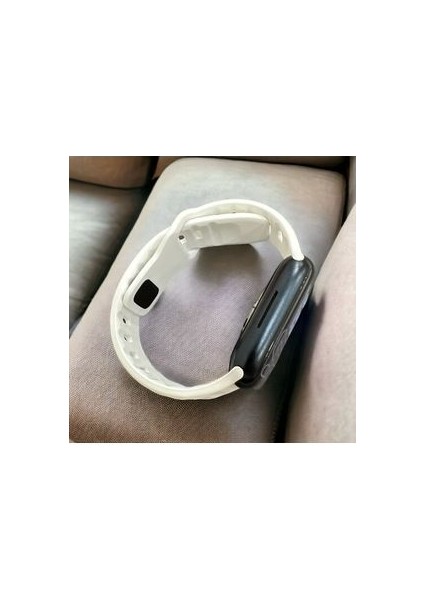 Beyaz Spor Silikon Apple Watch Kordon 42-44-45-49 mm Uyumlu