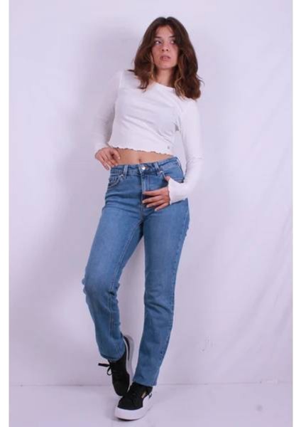 Kadın Jean