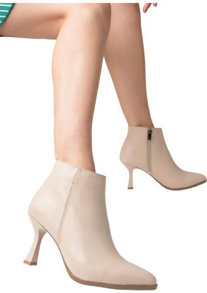 Topuklu Fermuarlı Kadın Bot (8 Cm) Bej