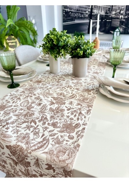 Leke Tutmaz Çiçek Desenli Kahverengi Runner fiyatları