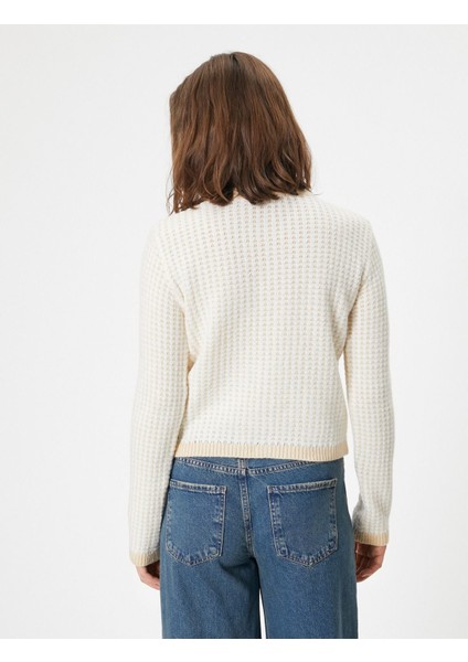 Triko Hırka Bisiklet Yaka Cep Detaylı Düğmeli Uzun Kollu 5WAL90050IT fırsatları