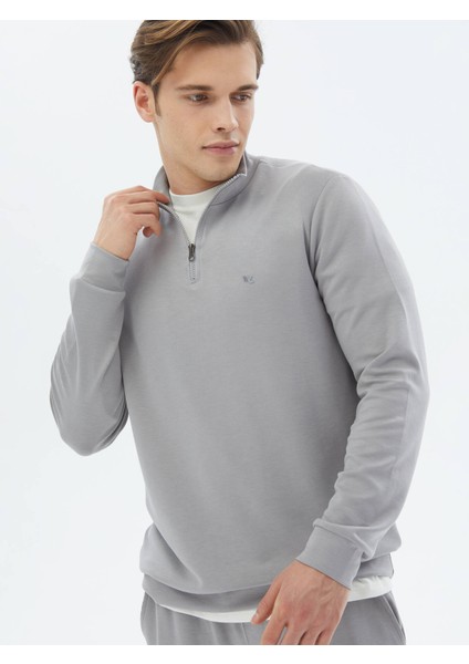 Gri Dik Yaka Sweatshırt