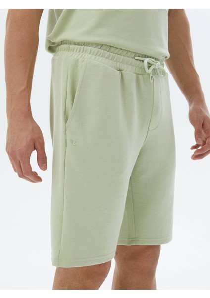 Açık Yeşil Düz Örme Jogging Fit Casual Bermuda
