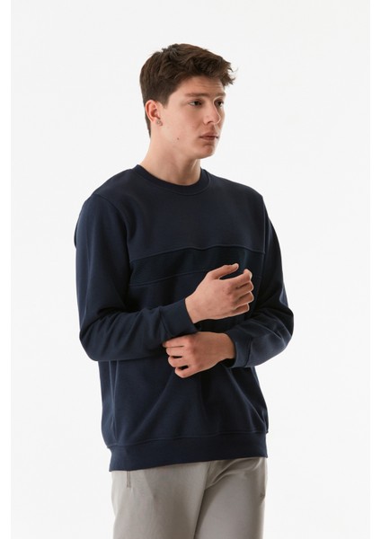 Basic Beli Lastikli Bisiklet Yaka Sweatshirt