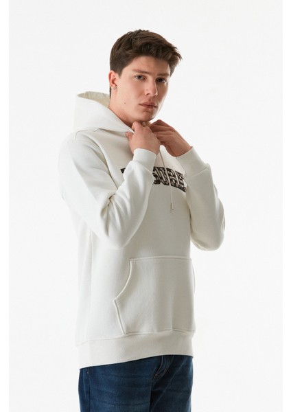 Yazı Baskılı Kanguru Cepli Kapüşonlu Sweatshirt modelleri