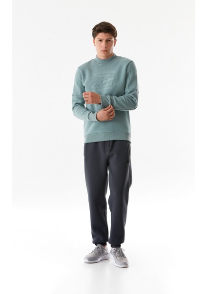 Yazı Nakışlı Dik Yaka Sweatshirt fiyatları