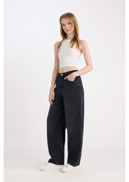 Baggy Fit Yüksek Bel Geniş Kalıp Cepli Uzun Jean Pantolon D5526AX24WN fırsatları