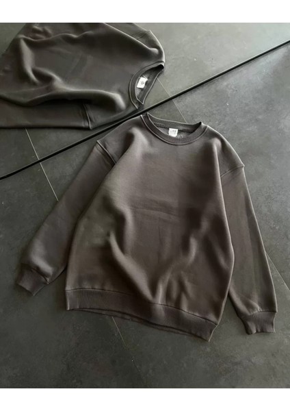 Bisiklet Yaka Düz Basic Sweatshirt