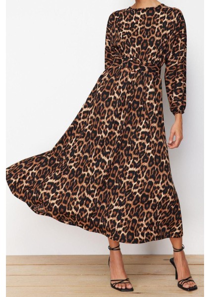 Yeni Regular Casual Günlük Crinkle Dokuma Bisiklet Yaka Uzun Kol Skater Maxi Boy Tesettür Elbise fiyatları