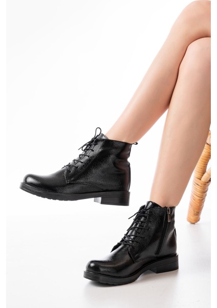 165-225 Siyah Rugan Bağcıklı Fermuarlı Günlük Kadın Bot fiyatları