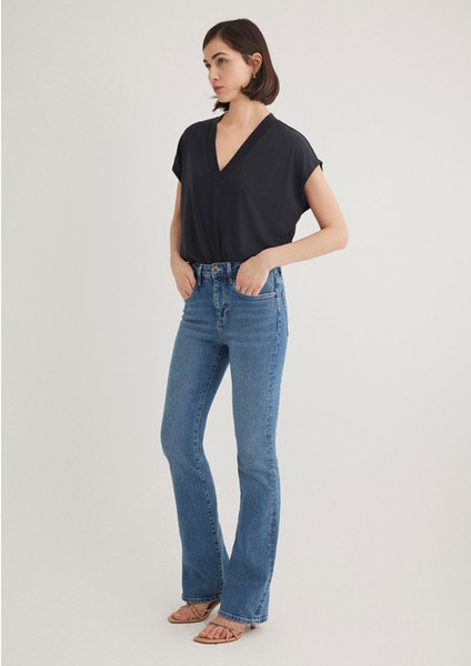 Lux Touch TENCEL TM V Yaka Siyah Modal Tişört 1612250-900
