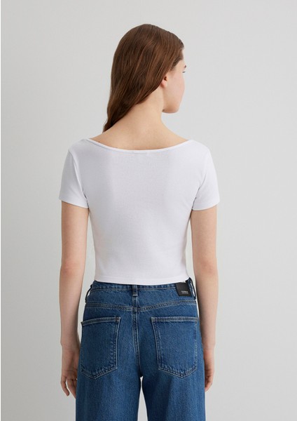 Beyaz Basic Crop Tişört 1612374-620 fırsatları