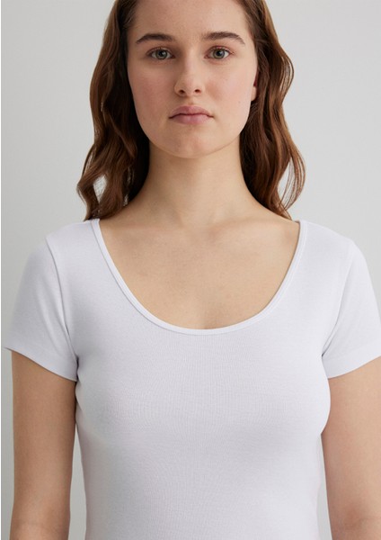 Beyaz Basic Crop Tişört 1612374-620 indirimleri
