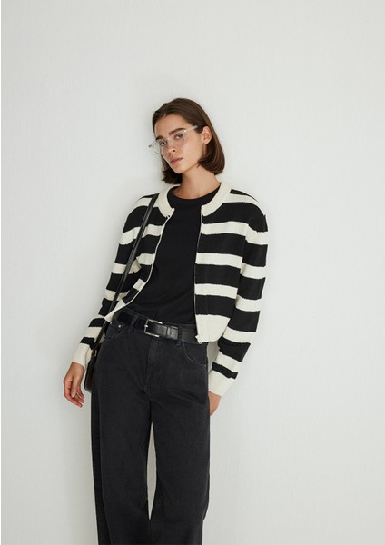 Fermuarlı Siyah Çizgili Hırka 1710526-85407