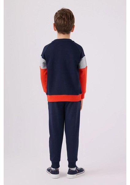 Erkek Çocuk Eşofman Takımı Konforlu Tasarım ve Canlı indirimleri