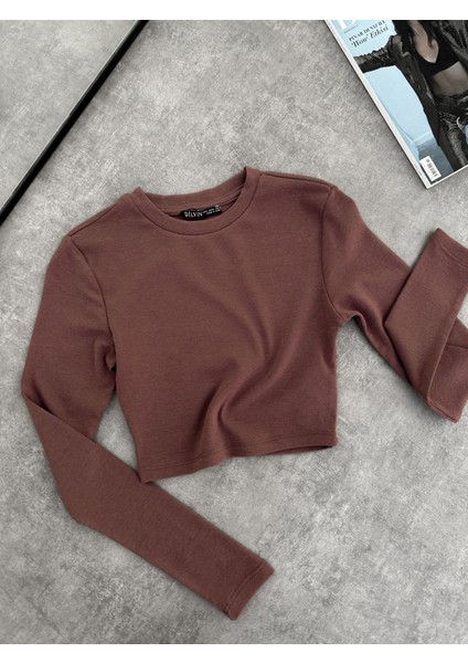 Uzun Kollu Basic Crop Top