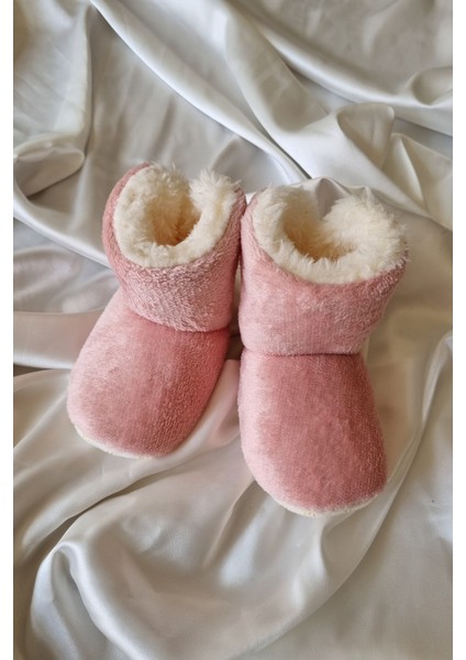 Peluş Bebek Tüylü Kaymaz Taban Patik 0-12 Ay Panduf