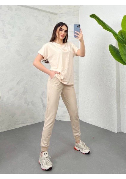 Kadın Nakış Detaylı Basic Eşofman Takımı 3814-23 modelleri
