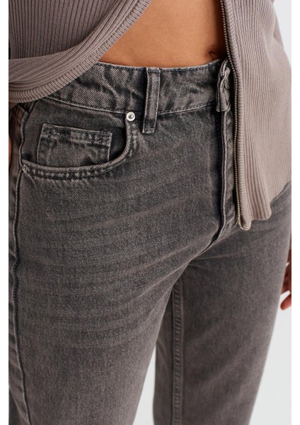 Yıkamalı Mom Jean Siyah Kadın Pantolon 71707-2K5 modelleri