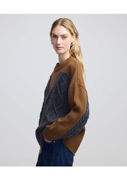 Colorblock Oversize Kazak Iw6240050186007