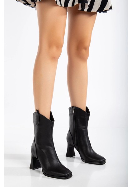 Kadın 8 cm Topuklu Uzun Bot Siyah fiyatları