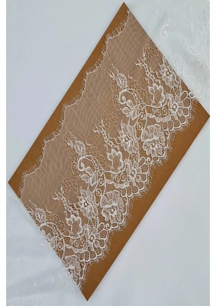 Beyaz Sakallı Kirpikli Dantel 33 cm (3 Mt)