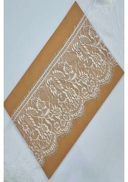 Beyaz Sakallı Kirpikli Dantel 17 cm (3 Mt)