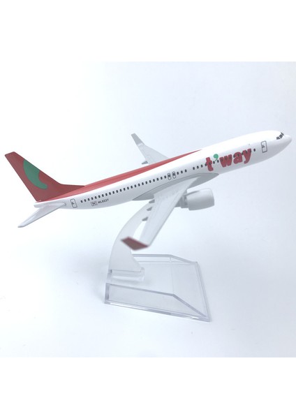 Kore Dewei Boeing 737 16CM Alaşım Uçak Modeli (Yurt Dışından)