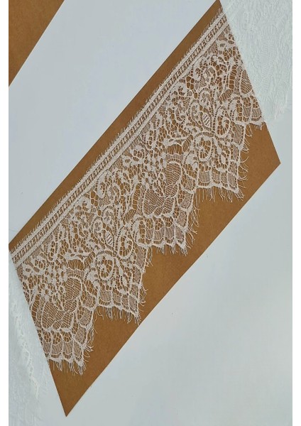 Beyaz Sakallı Dantel 19.5 cm (3 Mt)