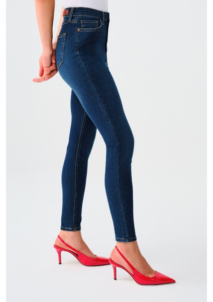 Natalie Minael Kadın Jean Pantolon LF2037056 LF2037056018 fırsatları