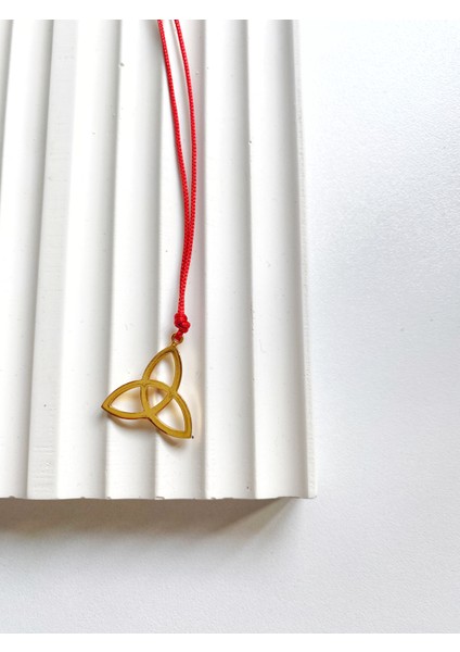 Triquetra Keltsembolü Kolye