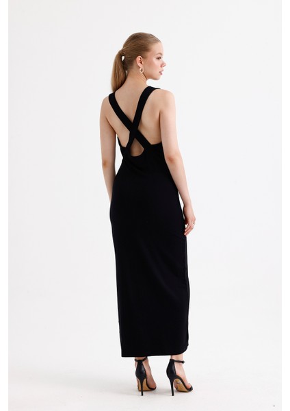 Yırtmaçlı Sırt Dekolteli Çapraz Askılı Kolsuz Kare Yaka Viskon Elbise | 35781 Siyah fiyatları