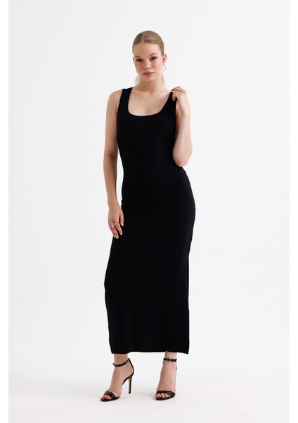 Yırtmaçlı Sırt Dekolteli Çapraz Askılı Kolsuz Kare Yaka Viskon Elbise | 35781 Siyah indirimleri