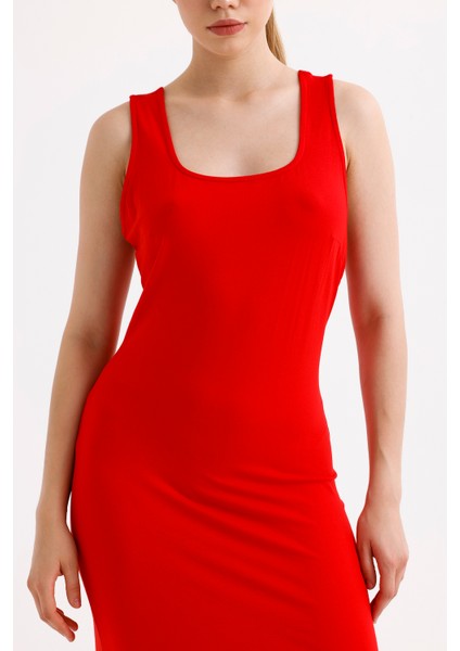 Yırtmaçlı Sırt Dekolteli Çapraz Askılı Kolsuz Kare Yaka Viskon Elbise | 35781 Kırmızı fırsatları