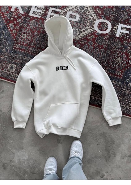 Uzun Kol Kapşonlu Göğüs Baskılı Sweatshirt - Beyaz