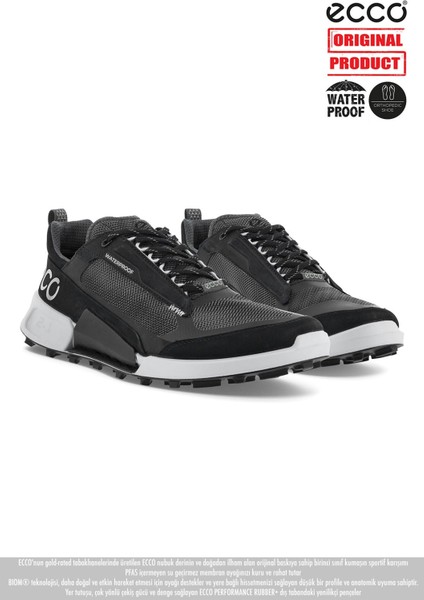 Biom 21 x Mountain M Black Magnet Black