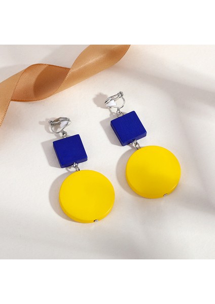 Delici Olmadan Üçgen Püskül Kulak Klipsi, Üst Düzey Niş Edebi Retro Bayan Kulak Asılı Hafif Lüks Yüksek Kaliteli Küpeler (Yurt Dışından)